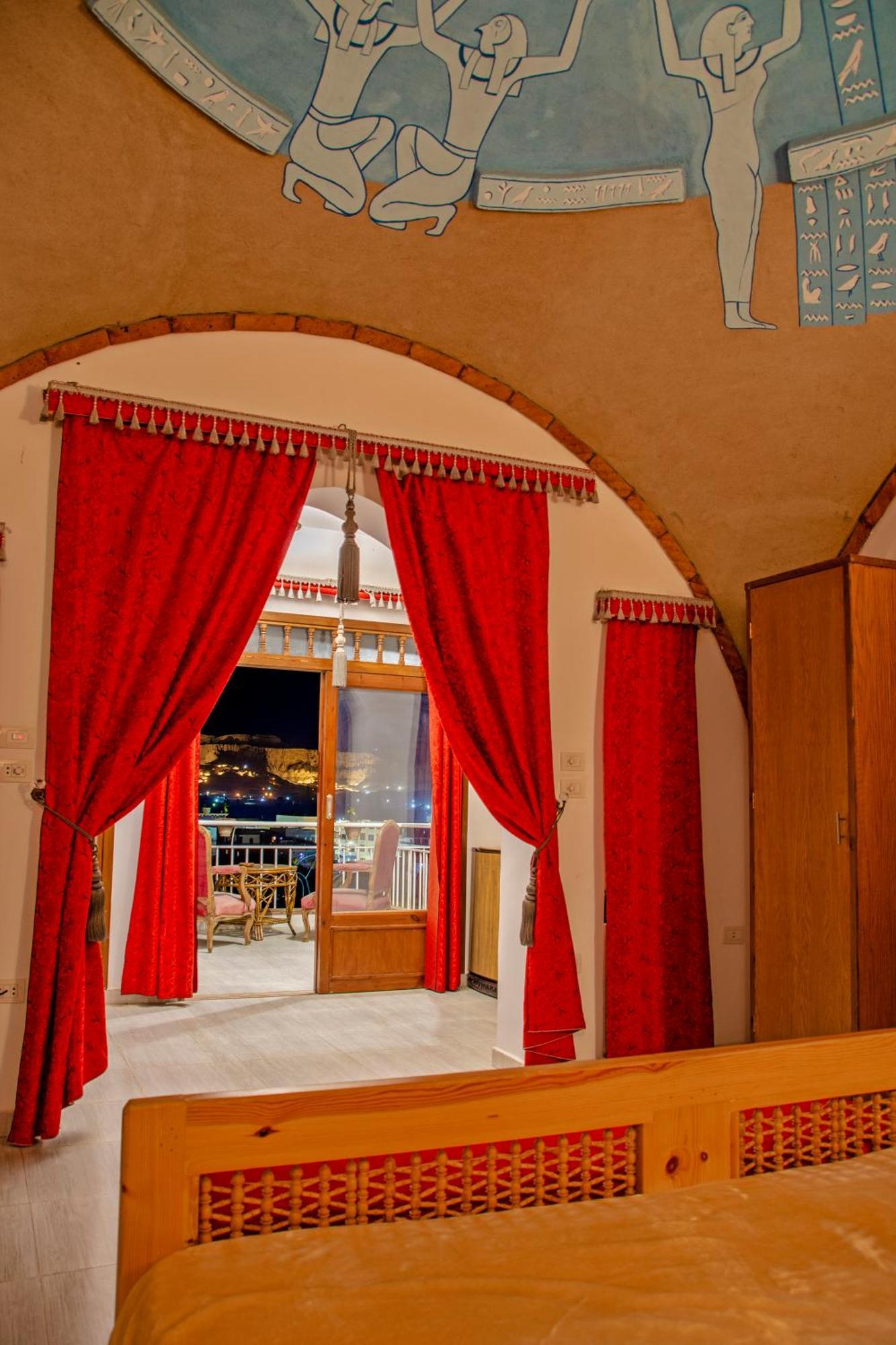 Thebes Hotel Luxor Exterior foto